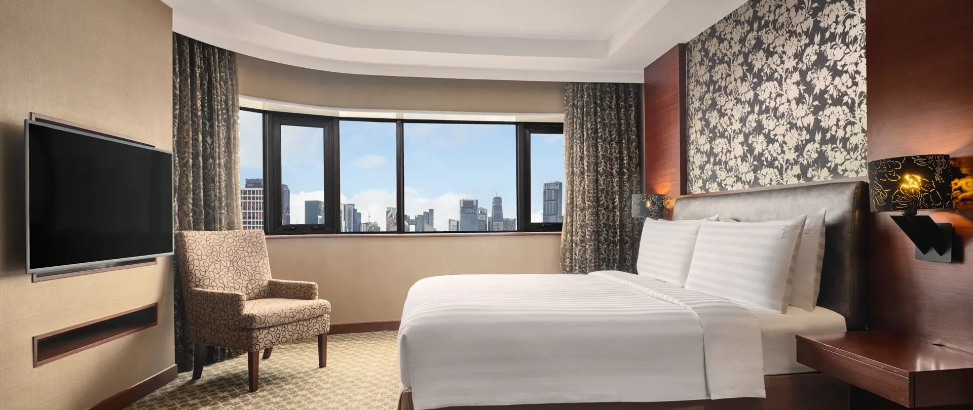 1 King 1 Bedroom Suite High Floor Lounge Access