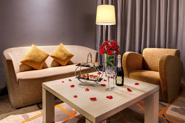 Bridal Suite Living Room - Find comfort in your newly wedded bliss