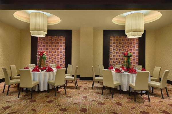 Create Wonderful memories at Xin Cuisine and have your Chinese Wedding Dinner ceremony here.