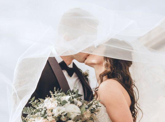 Plan Your Dream Solemnization and Wedding at Holiday Inn Singapore Atrium