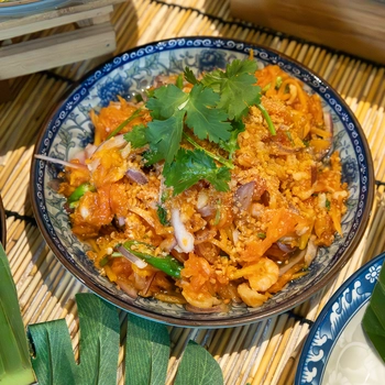 Thai Papaya Salad with Dried Shrimp
