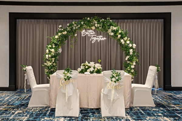 Garden Oath - Changi Room Wedding Theme